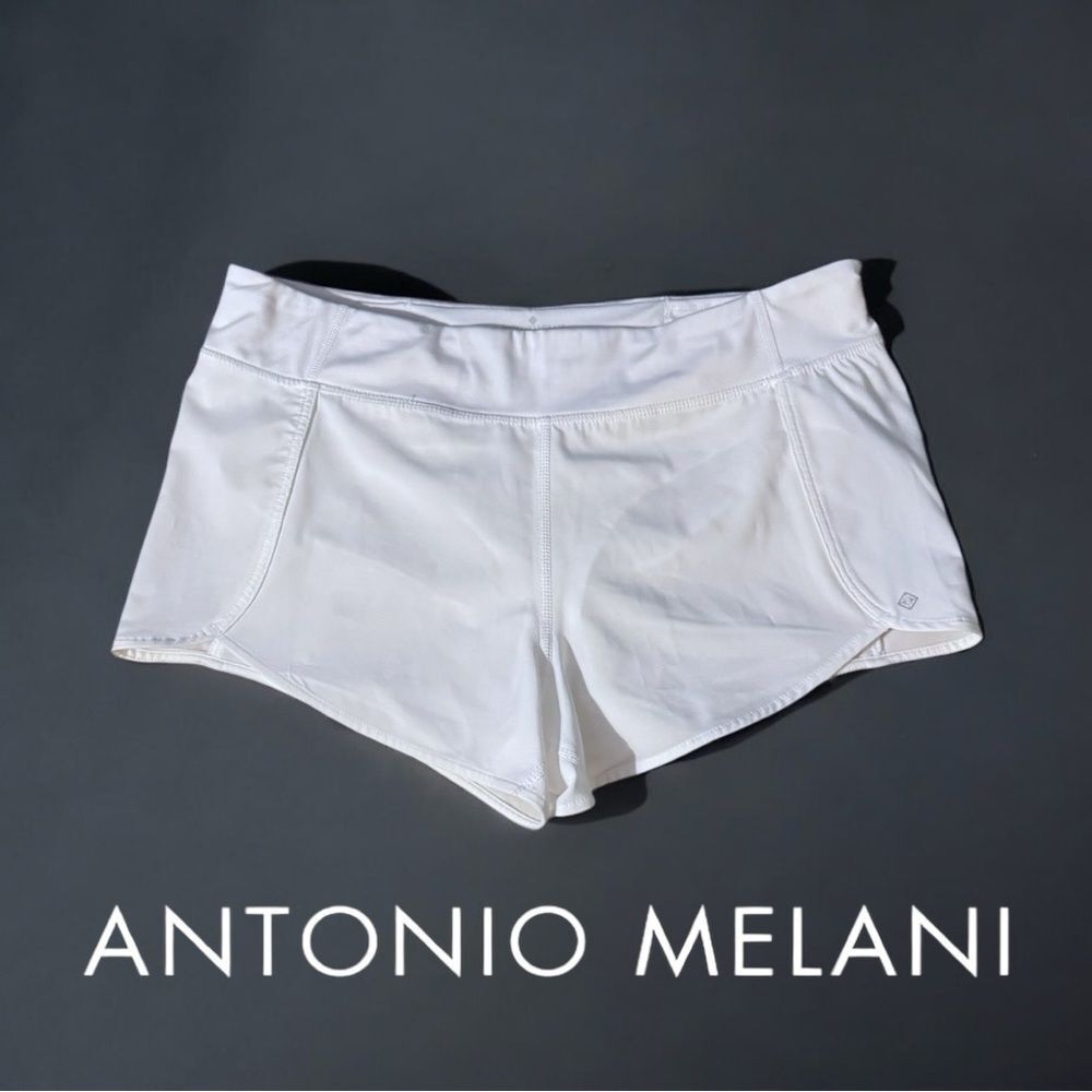 ⚫️⚫️⚫️ Antonio Melani Motion Shorts